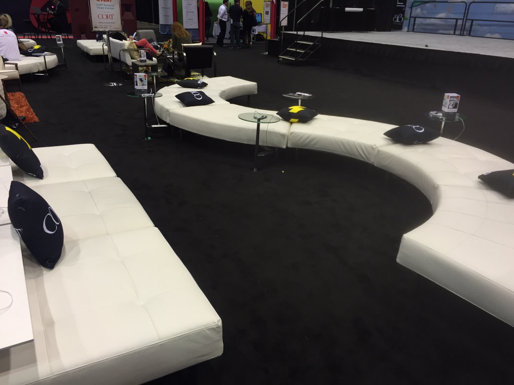 1aura1opez's tweet photo. Loveeee the serps at @CORTFurniture booth! π― #CORTpowerup #TSE2016 https://t.co/NZOD9tE9sK