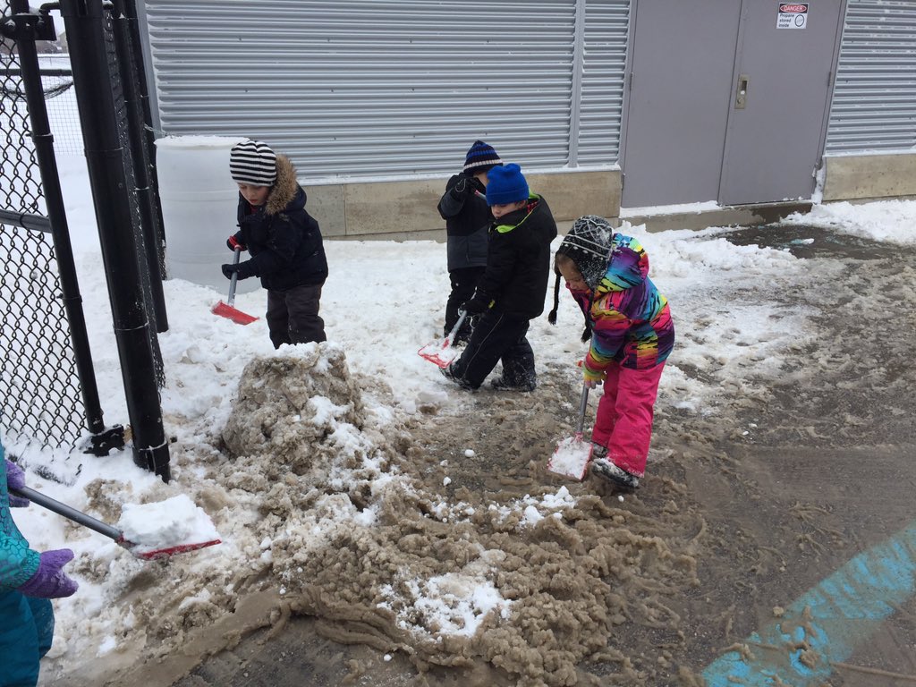 LittleFallsPS's tweet photo. Our JKSK #snowangels keeping our walkways clear and safe. Giving back! ❄️❤️@KLCarlyle @jmorey @MillsKimmill https://t.co/5apjOShDcU