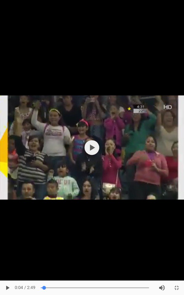vc9318562's tweet photo. @yamile_floresss @vc9318562 salimos en la tele viendo @AcabateloMTTV en cd juarez miren @multimediostv https://t.co/BhvPbTCMmo