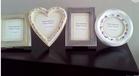 barbara_gayton's tweet photo. 4 small photo frames in 1.  Neutral tones hand decorated with pretty flowers https://t.co/n1rUzbNfrj #southporthour https://t.co/AcwXjZc9Dr