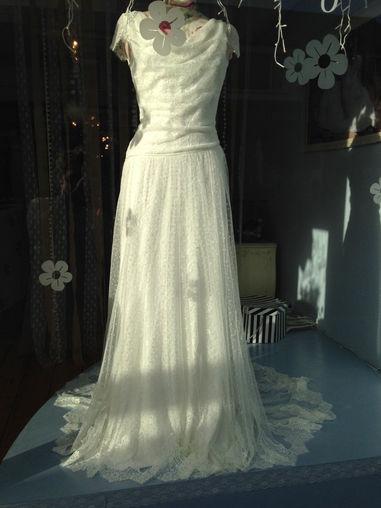HannahEBridal's tweet photo. #lace in our window for our #Spring #boho inspired brides https://t.co/LtGZ6DvmWE