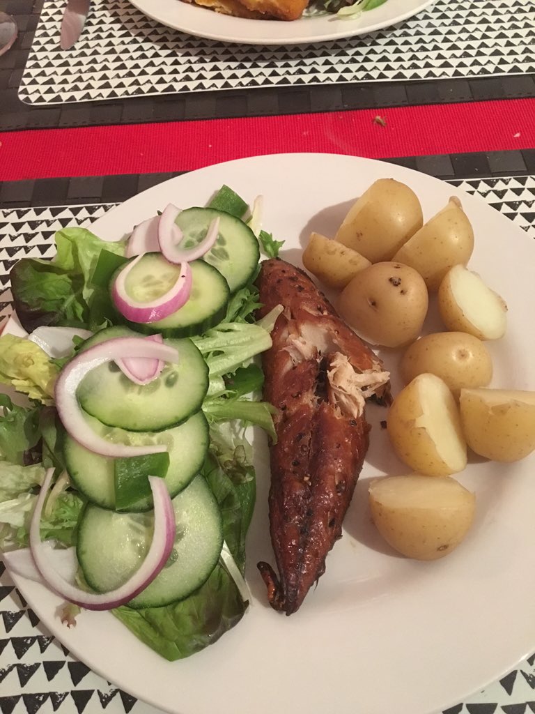 Lucie Bushnell tweet media