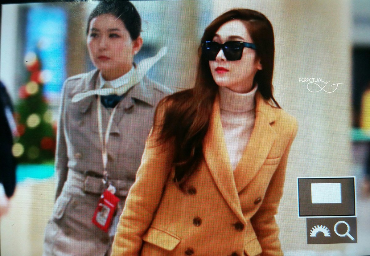 [PIC][15-01-2016]Jessica trở về Hàn Quốc vào sáng nay CYteuzEVAAAAgRh