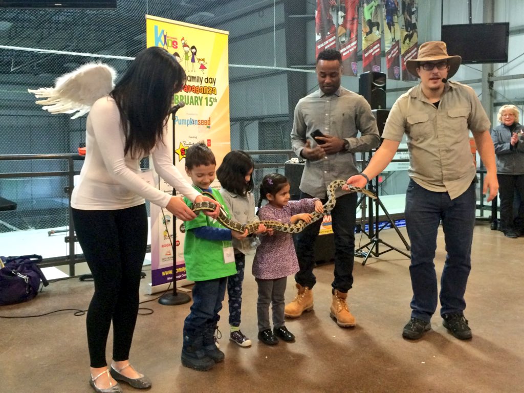 TeddyOutReady's tweet photo. That #SafariScience snake is pretty long! Fun @MississaugaKids #FamilyDay Extravaganza media preview @SafariScience https://t.co/OBMENk9GGp
