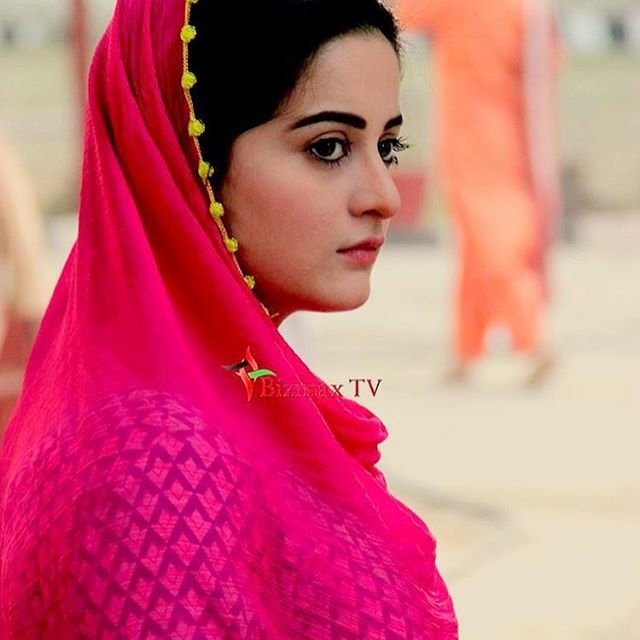 aiman_khan77's tweet photo. https://t.co/NdfSr7YTl7