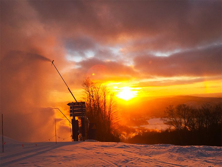 MontTremblant's tweet photo. Belles conditions + plusieurs nouvelles pistes prévues pour le weekend! Plus sur le blogue: https://t.co/j302GoCc8Z https://t.co/EQkEIxDWxf