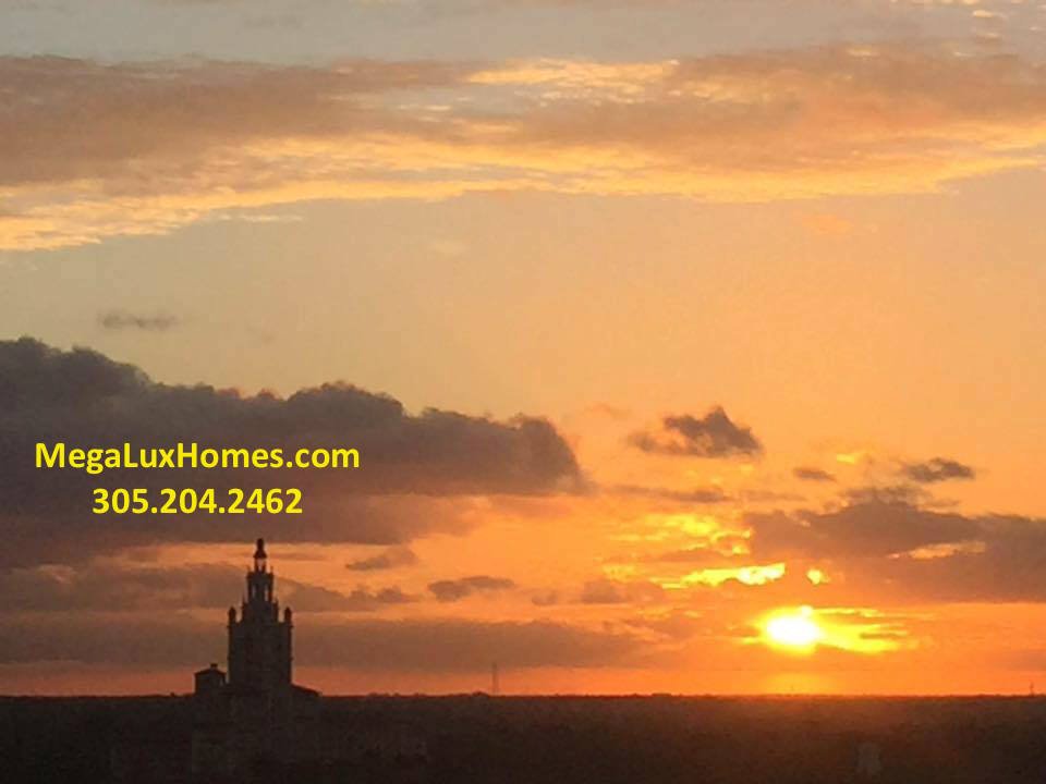 MegaLuxeHomes's tweet image. #Sunset &amp;amp; #BiltmoreHotel, one of many #ArchitecturallySignificant places in #Historic #CoralGables
#LuxuryRealEstate