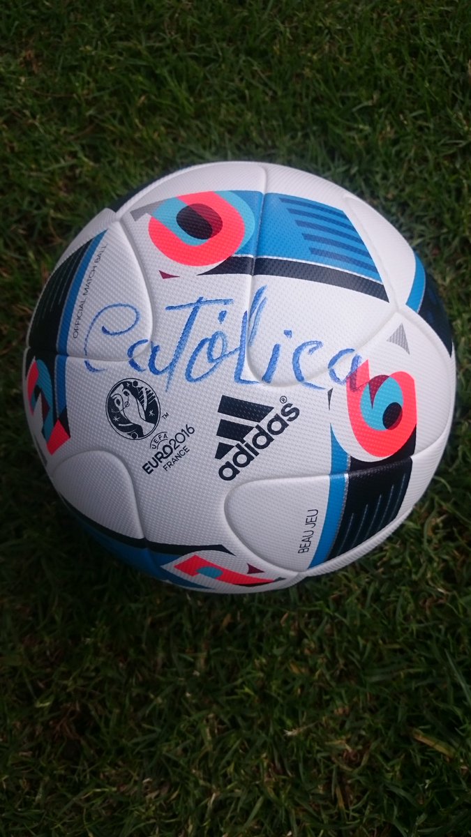 diego cuvi on Twitter: "@UCatolicaEC ya con el balón Adidas Beau Jeu, Eurocopa 2016 con que se jugará el Campeonato de Fútbol https://t.co/jjrt8n5bbu" /