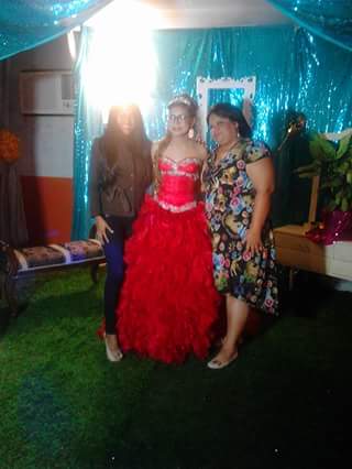 rubelyndaniela's tweet photo. Mis 15 años <3 https://t.co/zvD0JVuHDo