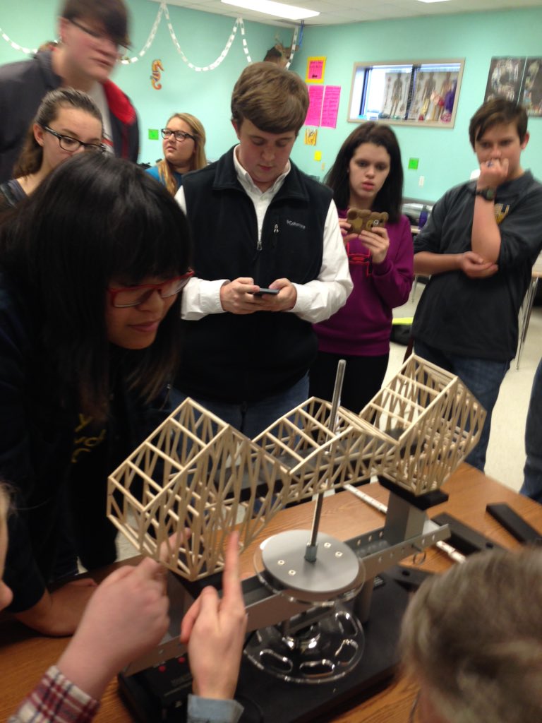 MrsHbailey's tweet photo. EU Bridge Building is heating up!😄 https://t.co/40Frl6Qg3K