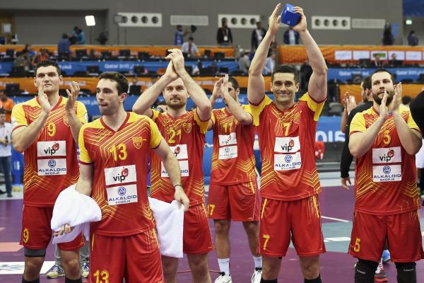 firerot_'s tweet image. Само здравјето да ги служи, се што е наше ќе си дојде! #СоСрцеЗаМакедонија #макракомет #ЕП2016