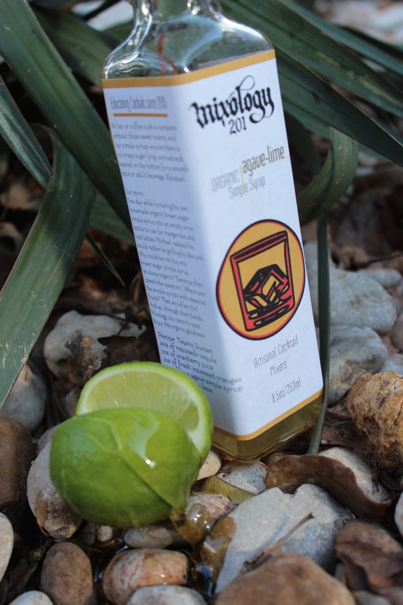 Mixology201's tweet photo. Whoaaaa!! A new flavor? We are at it again! Make margaritas with our agave-lime organic simple syrup! #mixology201 https://t.co/lqewlgo3TU