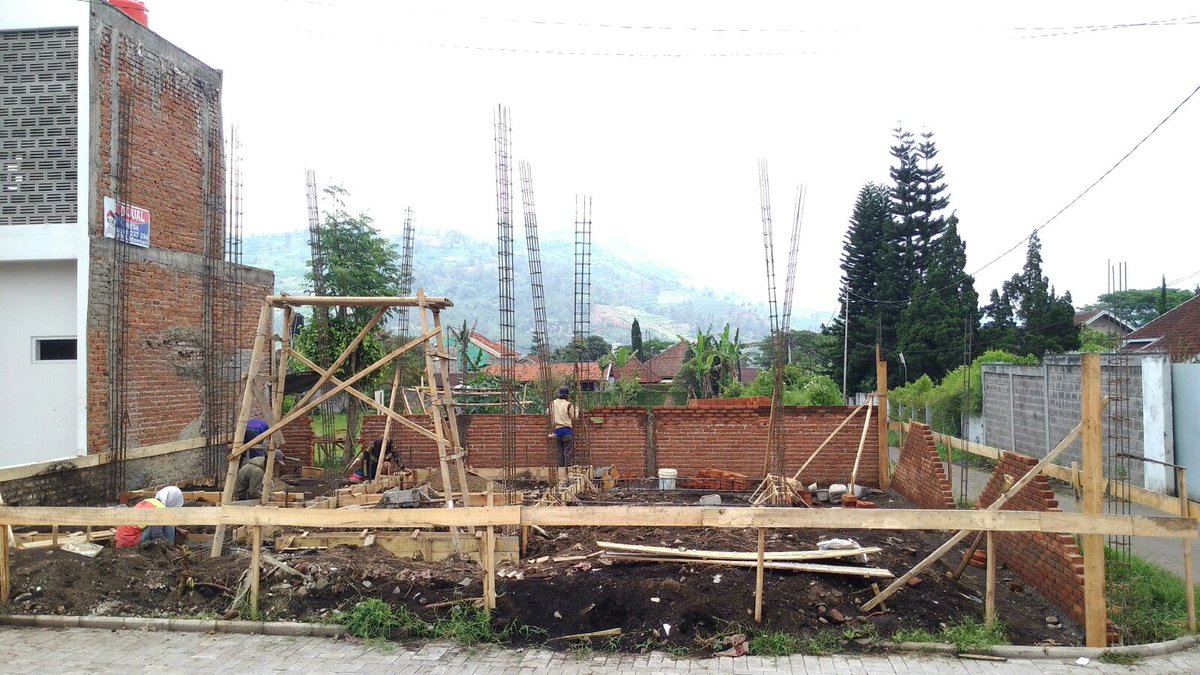 istribawel's tweet photo. Rumah lembang in progress. :) https://t.co/lhgAo5Tlp7