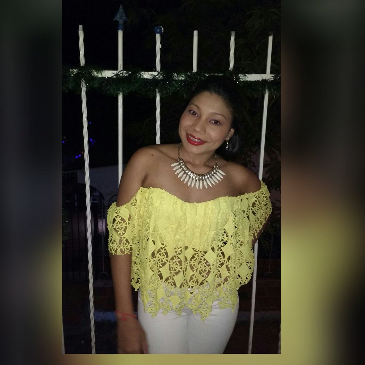 52e6d93f00a3428's tweet photo. <3 Lo que se hace por amor, esta mas alla del bien y del mal...😘💋❤ https://t.co/1e4KSHT027