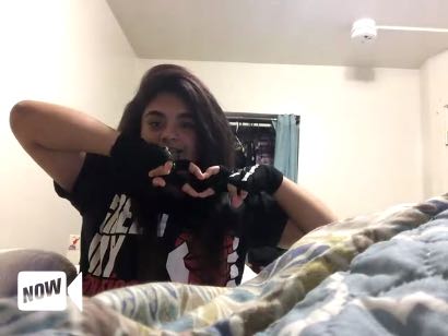 abbi221toby's tweet photo. 🔴 LIVE @XxVoodooHeartxX on #YouNow - yasss https://t.co/UhKG6KFGqu https://t.co/HdjhzY464z