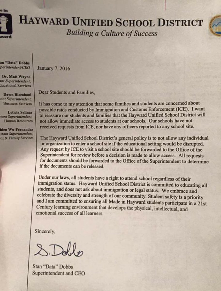 j_fuentes08's tweet photo. So incredibly proud of #HUSD & @stan_dobbs for supporting undocu families! #HaywardProud #Not1More #ICEgetOut https://t.co/03OuAlphJ8