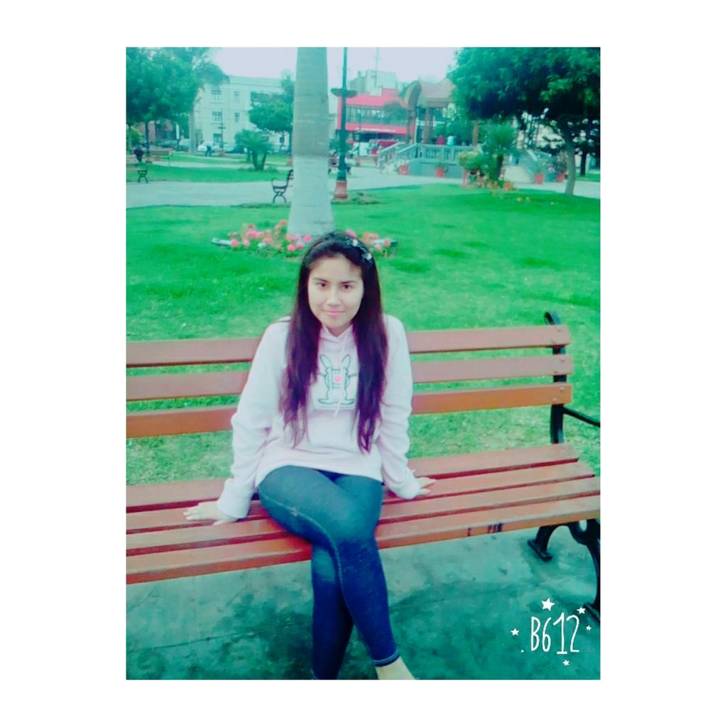 GeraldineVS_07's tweet photo. #18 ♥ https://t.co/0EfEiPNCRZ