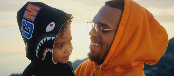 chrisbrown tweet picture