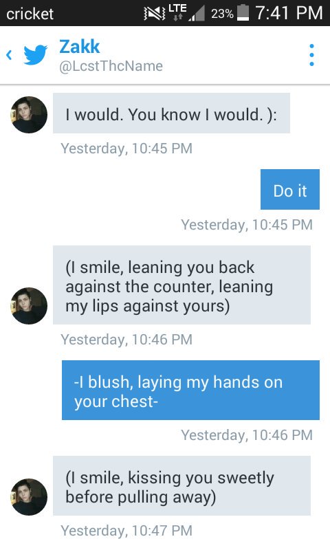pczzabxy's tweet photo. @LcstThcName You kissed her no? Next time just fucking own up to your shit. https://t.co/nKfu5fn5PK