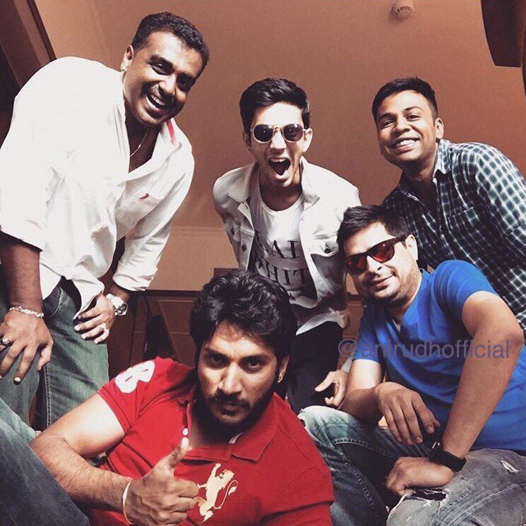 #Anirudh in KL for the #Anirudhlive press meet