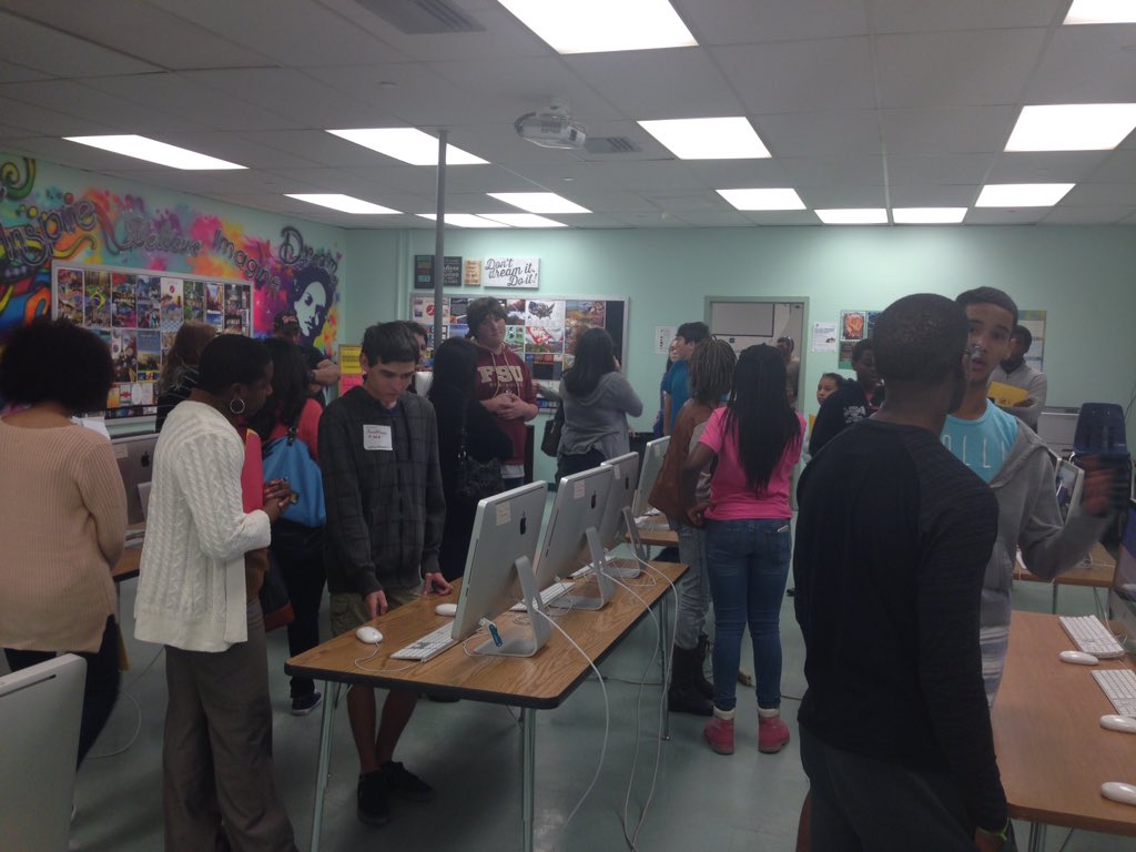 Deerfield Beach High tweet media