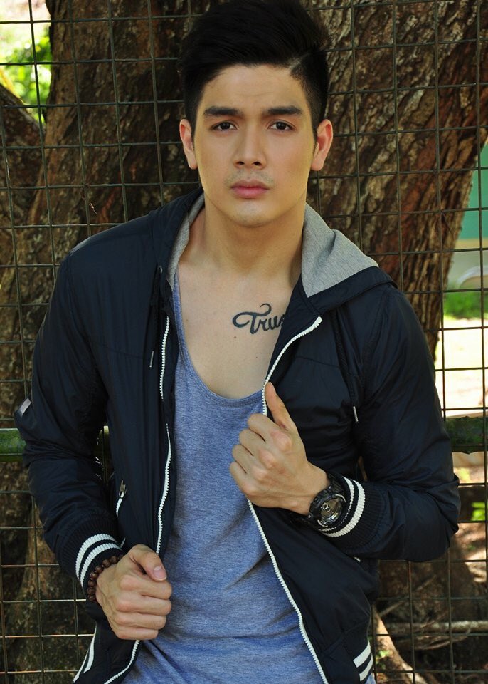AHOF__GRANDMA's tweet photo. FOLLOW  THATS MY BAE 
@tommy_penaflor 

#ALDUBMyOneAndONLY https://t.co/2YXCLlF9ix
