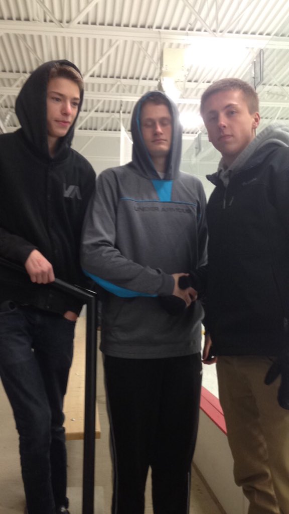 450 Retweets and these 3 goons will play baseball