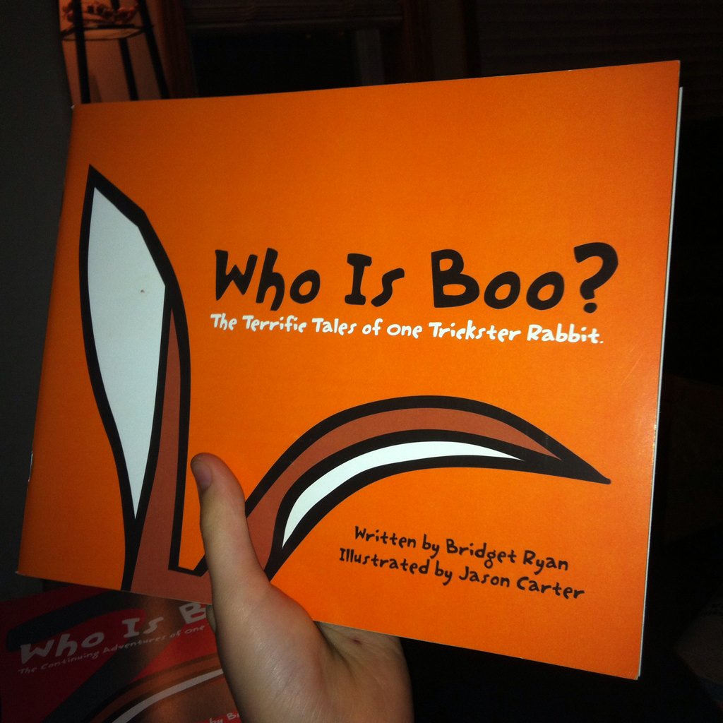 ShawnaMedia's tweet photo. "These are good picture books!"says my boy. Lovely work @bridgetryan &amp; @CartersArt Both r very talented! #whoisboo? https://t.co/YXVW6rzni7