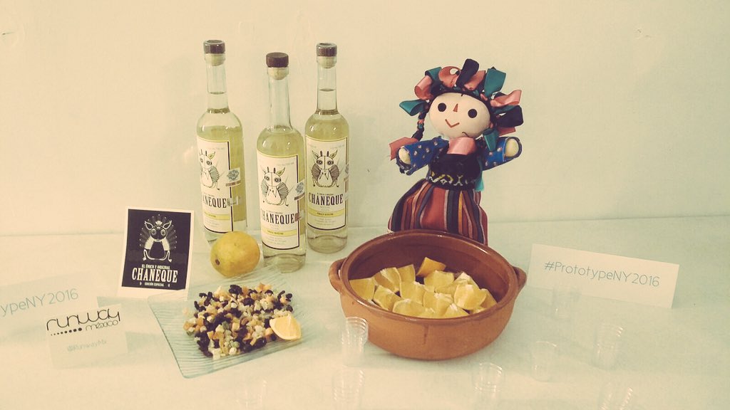 MezcalChaneque's tweet photo. #prototypeny2016 Gran evento de moda #fashion #event #nyc #mezcal #chaneque https://t.co/JaxOPevAu1