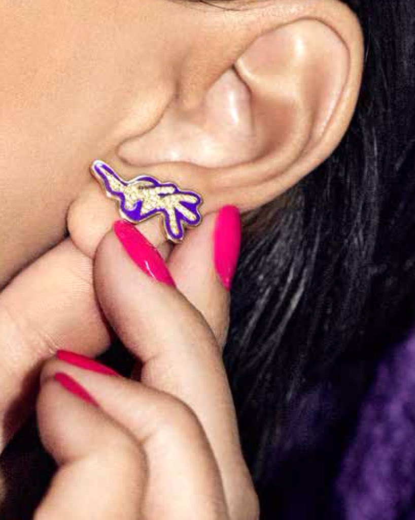 MAISONDEMODE's tweet image. Deco Earrings by #KDIA are mini art objects to have! #ShopNow #artisanal goo.gl/tRXBdO