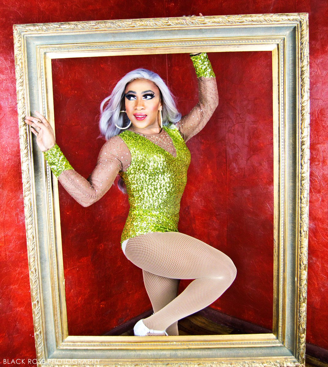 BlackRosePhotog's tweet photo. Focus on Me! #FocusOMe #Drag #DragPhotography #Photography https://t.co/Ww6zcb7Mzt