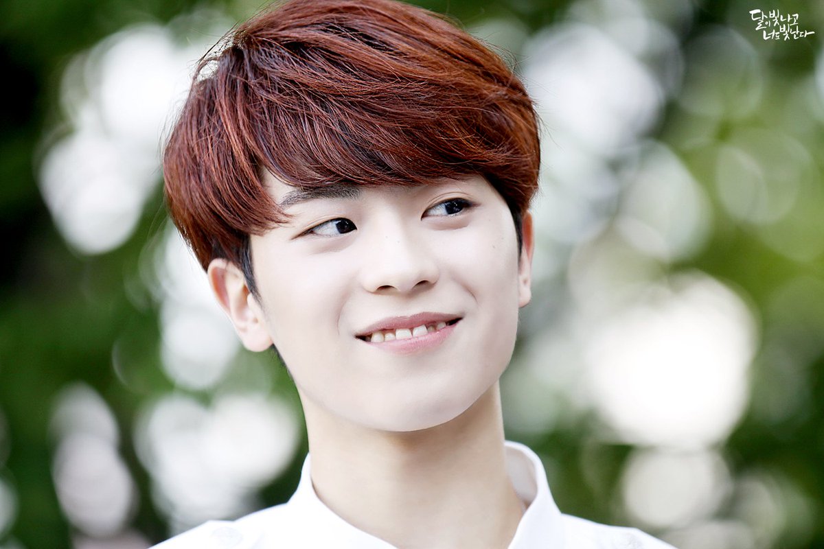MAY7_2015's tweet photo. [160115] #HAPPYNEW_KYLEDAY
대화 한번만하면 모두를 입덕시킨다는 마성의 #카일 💘 생일 축하해요💙
@teamct_romeo #로미오 #재경 #빠른97마카일_생일추카 https://t.co/hx74FNw4uf