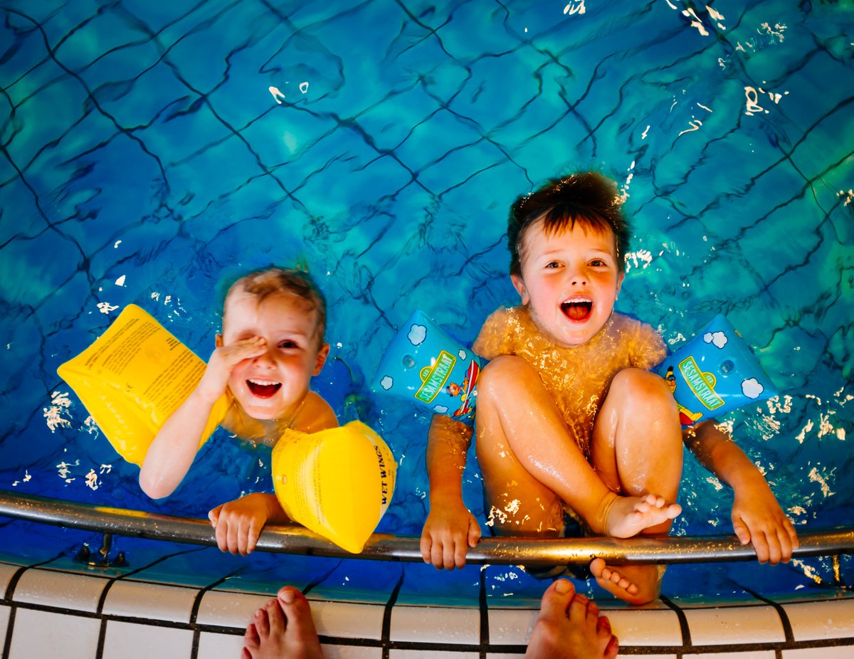 What to do on a cold winter day in #Helsinki? We know! Let´s swim! #Grandma hel.fi/www/helsinki/e…