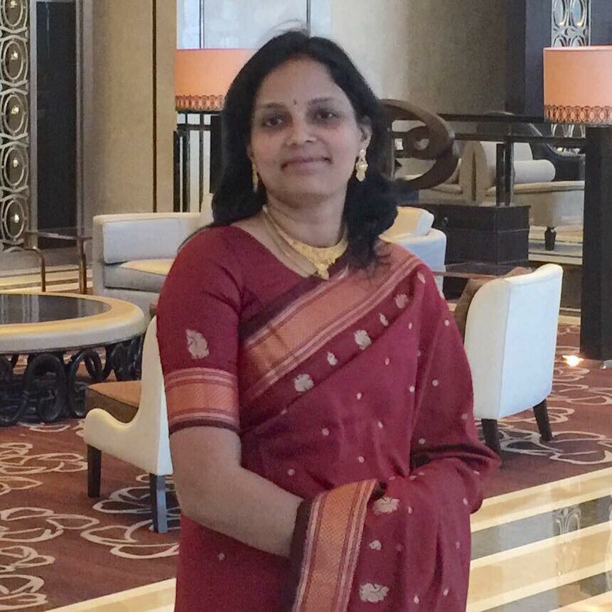 DemureDrapes's tweet photo. Richa wishes all happy #pongal #makarsankranti #bihu #sari #saris #iluvsaris #saree #sarees #kanjeevaram https://t.co/PcAeKYhQiE
