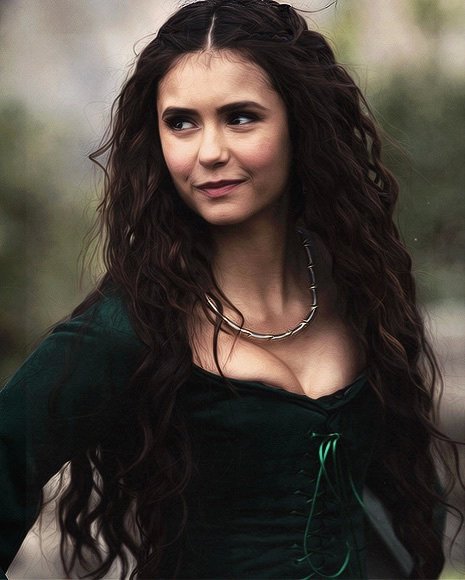osbridgertons's tweet photo. Nina Dobrev as Daphne Bridgerton https://t.co/8o4BnewdHR