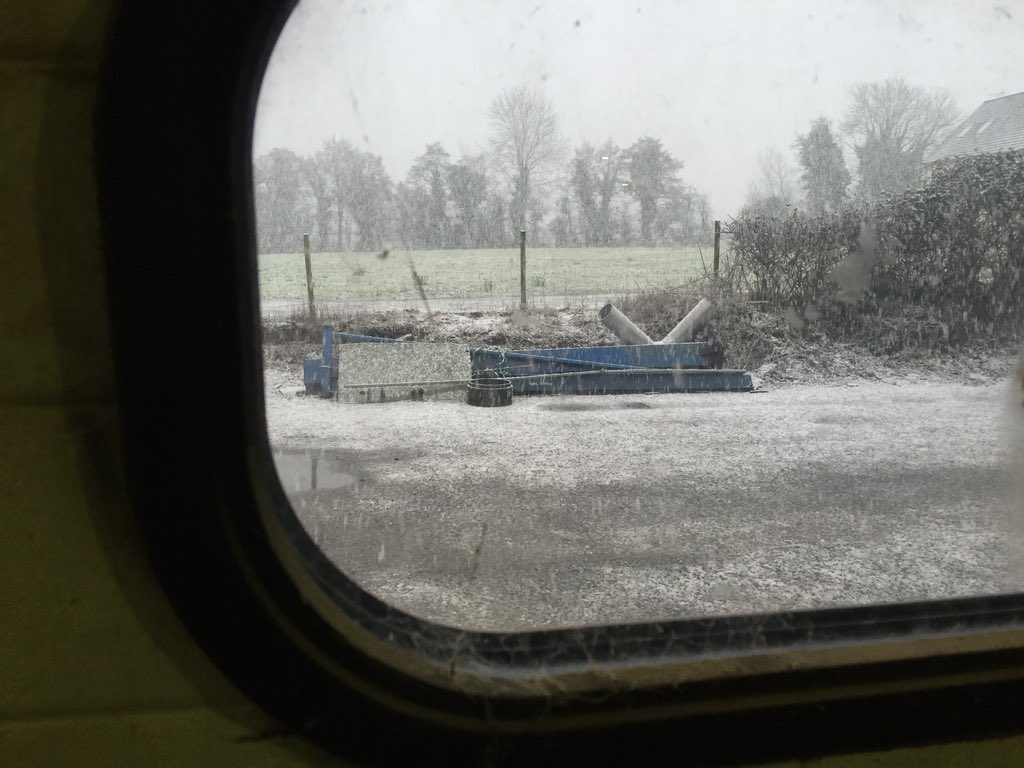 #throughtheglass #snowing Trunk factory #ireland