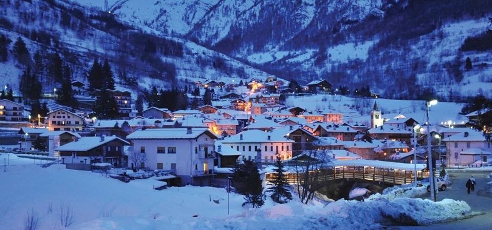 TripsyWay's tweet photo. Tra i #borghi più belli d'#Italia c'è, senz'altro, anche il @ComuneEtroubles. Siamo in #ValledAosta. #VdA https://t.co/O3ARvdNyQp