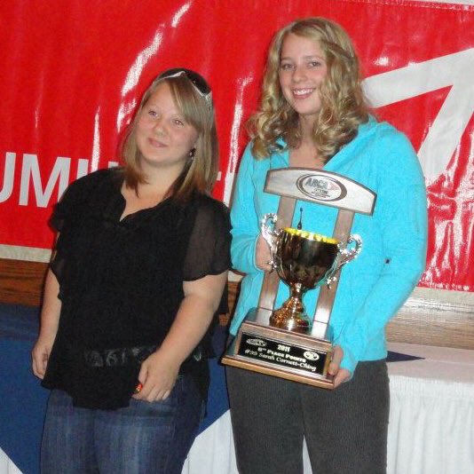 ThomasRacing04's tweet photo. Tbt to when I was our touring series trophy girl at the banquet and gave @scornettching her trophy https://t.co/Vn0vZs4bwB