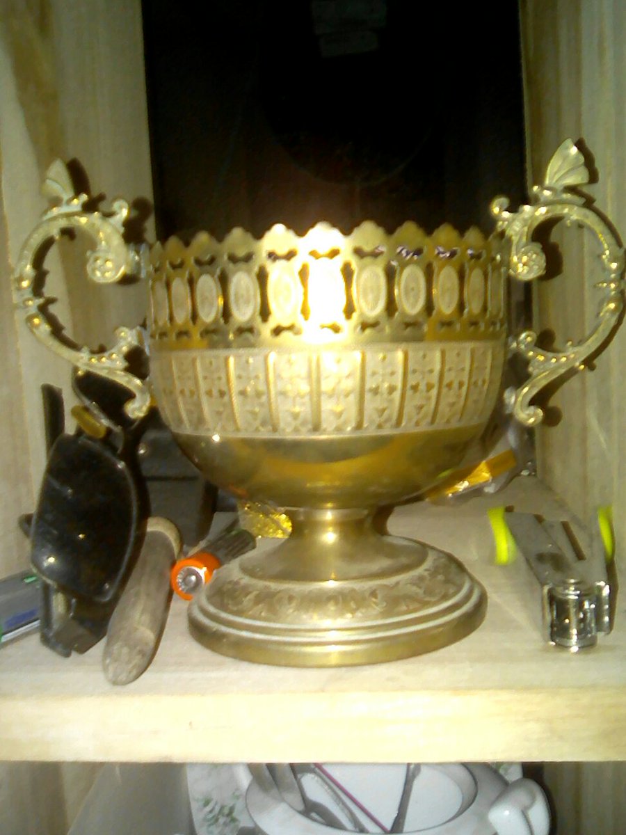 JsSeti's tweet image. Lelang barang antik,piala Peninggalan Belanda"085330845313"