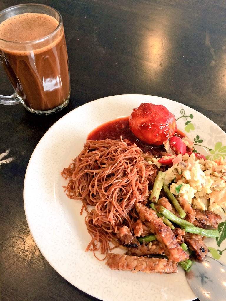 khairulcenor's tweet photo. #TipDiet : Jangan skip breakfast. Breakfast sebelum 10 pagi
#jomkurus #jomsihat #runddaddyrun https://t.co/NxVd3fH4ho