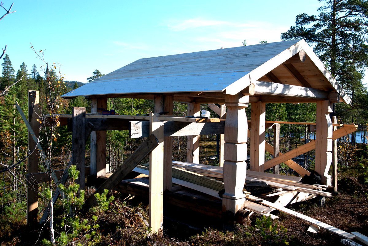LandsbyenOrg's tweet photo. We're building a medieval village in Haltdalen, Norway! https://t.co/XvQtDaiGMm