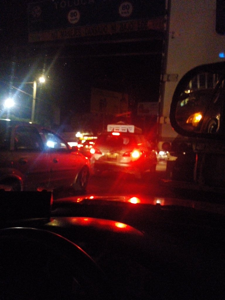 mane_alvarez75's tweet photo. @trafico889 solo que pasa en constituyentes!!! https://t.co/mIsE3SrZ4H