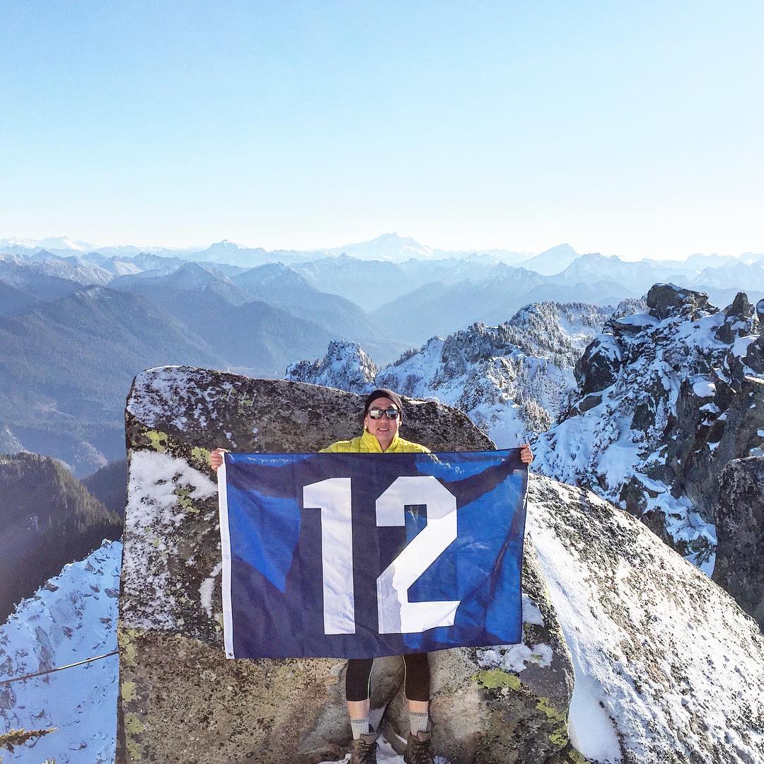 Seahawks's tweet image. Thank Goodness It's Blue Friday!

#TGIBF 📷: @realjasonchang on IG