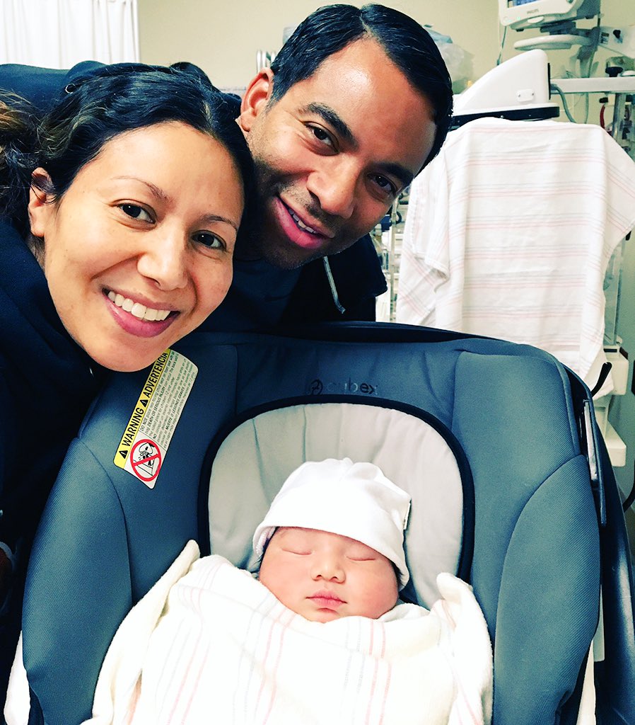 Melissa and I taking #baby Miah home from the hospital...#family #cute #awesome #girl #love #beautiful #kids #family