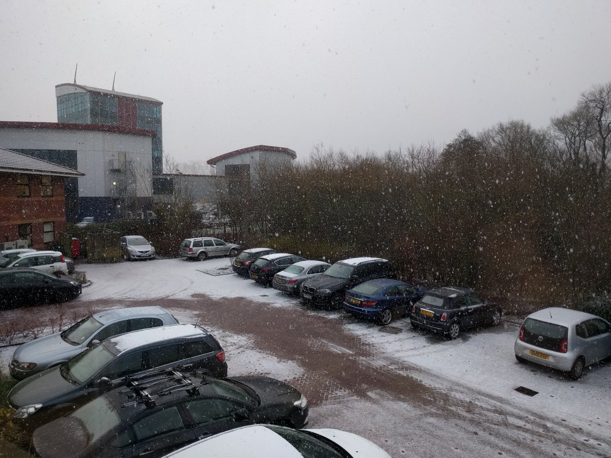 iWebtweets's tweet photo. It's #snowing in Stafford! <brrrr> #WebDevJoke #sorry https://t.co/lOqVzKps6F