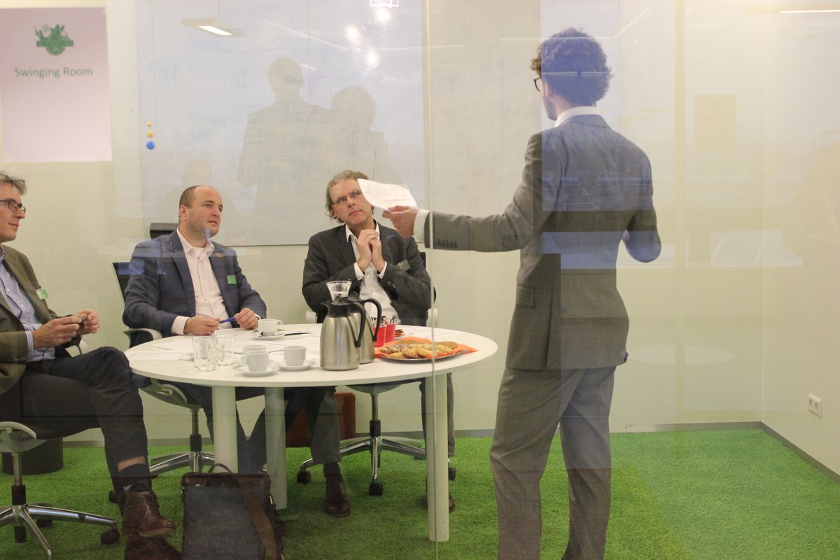 'Focus on being competent, credible and caring'- Eldridge Labinjo #Rdam100 #Pitchday2 #Goodluck @HendrikHalbe