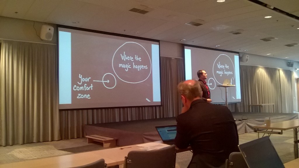 mariapekkala's tweet image. &quot;Kehitys edellyttää mukavuusalueen ylittämistä.&quot; Hyvä niin! @tanelitikka @Sadanpaamies_I @SuomenEkonomit #intro16