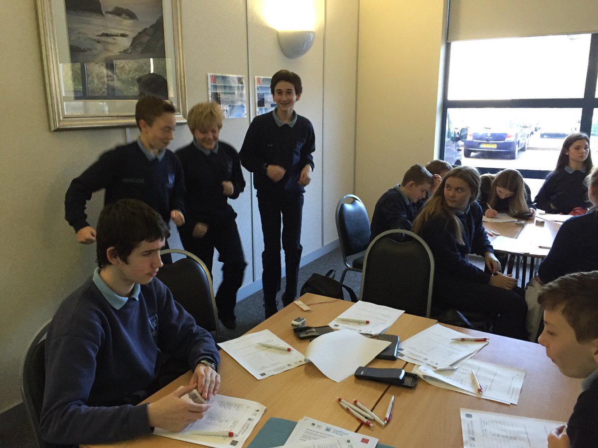 PgQstep's tweet photo. Cardiff Q-Step PG's helping school students to use stats as tools in their everyday life's @CSCJES @CardiffQStep https://t.co/Jdzrq7v8fd