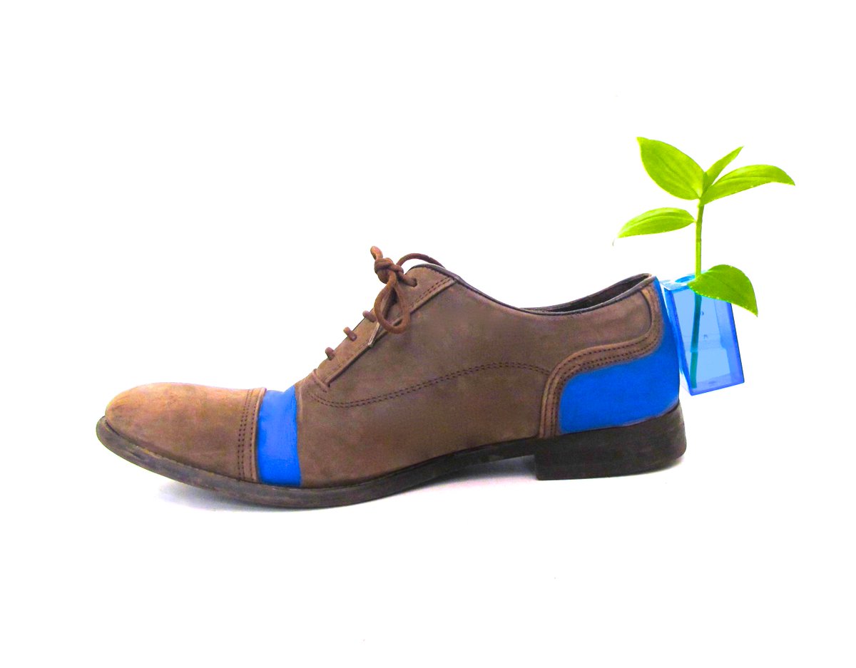 bihemispheric's tweet photo. O2SHOE - O2SHOES / BI-HEMISPHERIC ART ARTE BI-HEMISFERICO #O2SHOES #O2SHOE #BIHEMISPHERIC #ART #ARTE #BIHEMISFERICO https://t.co/gUSxgp3XI2
