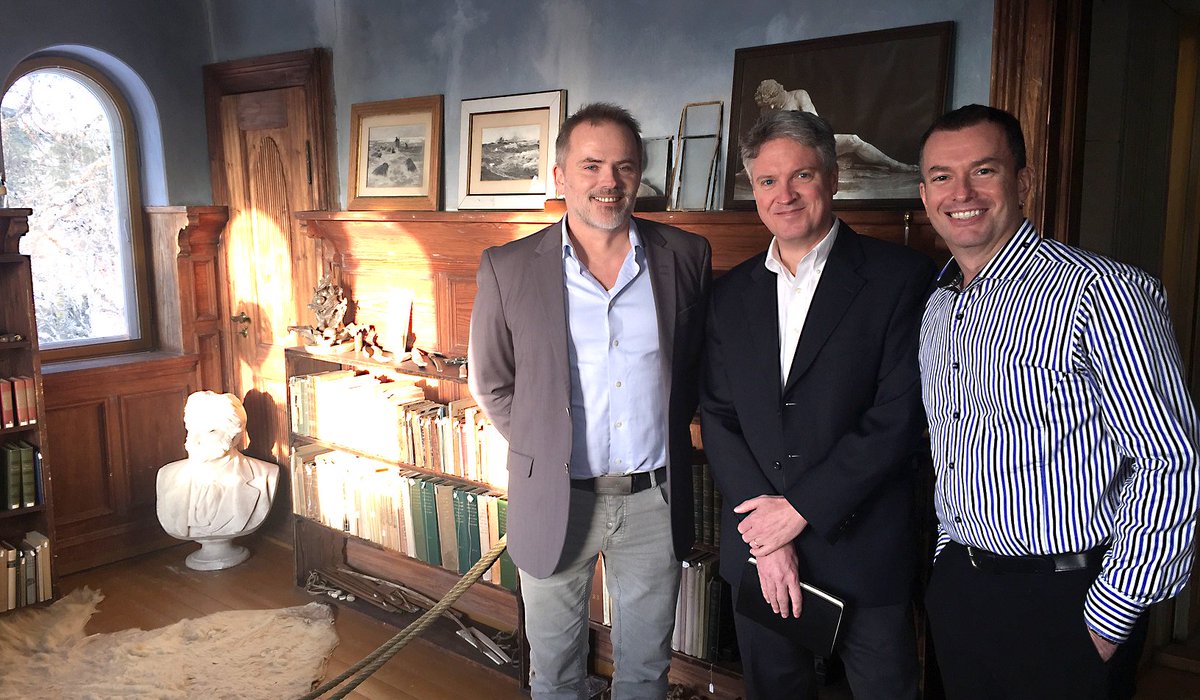 Thx 2 Geir Hønneland fr @fni1 for hosting &amp; for a very productive convo on #CanadaNorway #Arctic research &amp; collab.